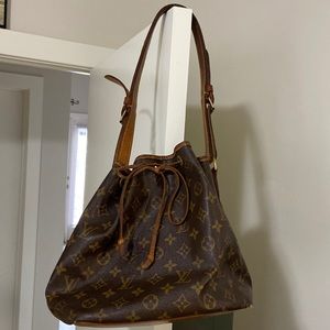 Authentic Louis Vuitton purse